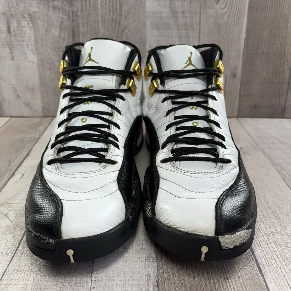 Air Jordan 12 Retro Royalty Taxi Men's Size 9.5 Sneakers Basketball White Black